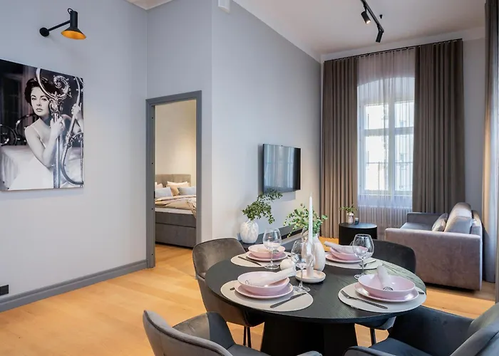 Belhome Lutsu Apartment In Old Town